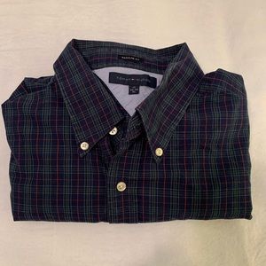Tommy Hilfiger Men’s Long Sleeve Button Down.